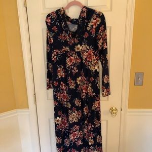 Off shoulder long floral maternity dress